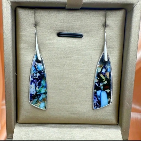 Women’s Retro Bohemian Geometric Resin Dangle Earrings - NWT - Picture 4 of 4